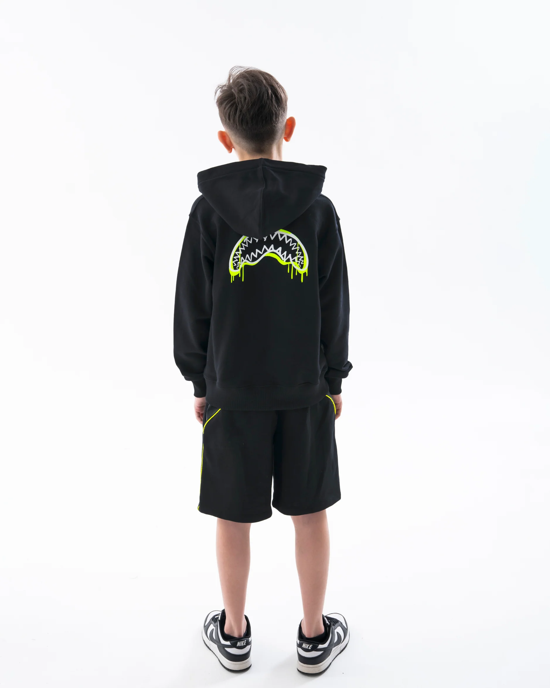 GRAFFITI BEAR SHORTS BLK - Image 6