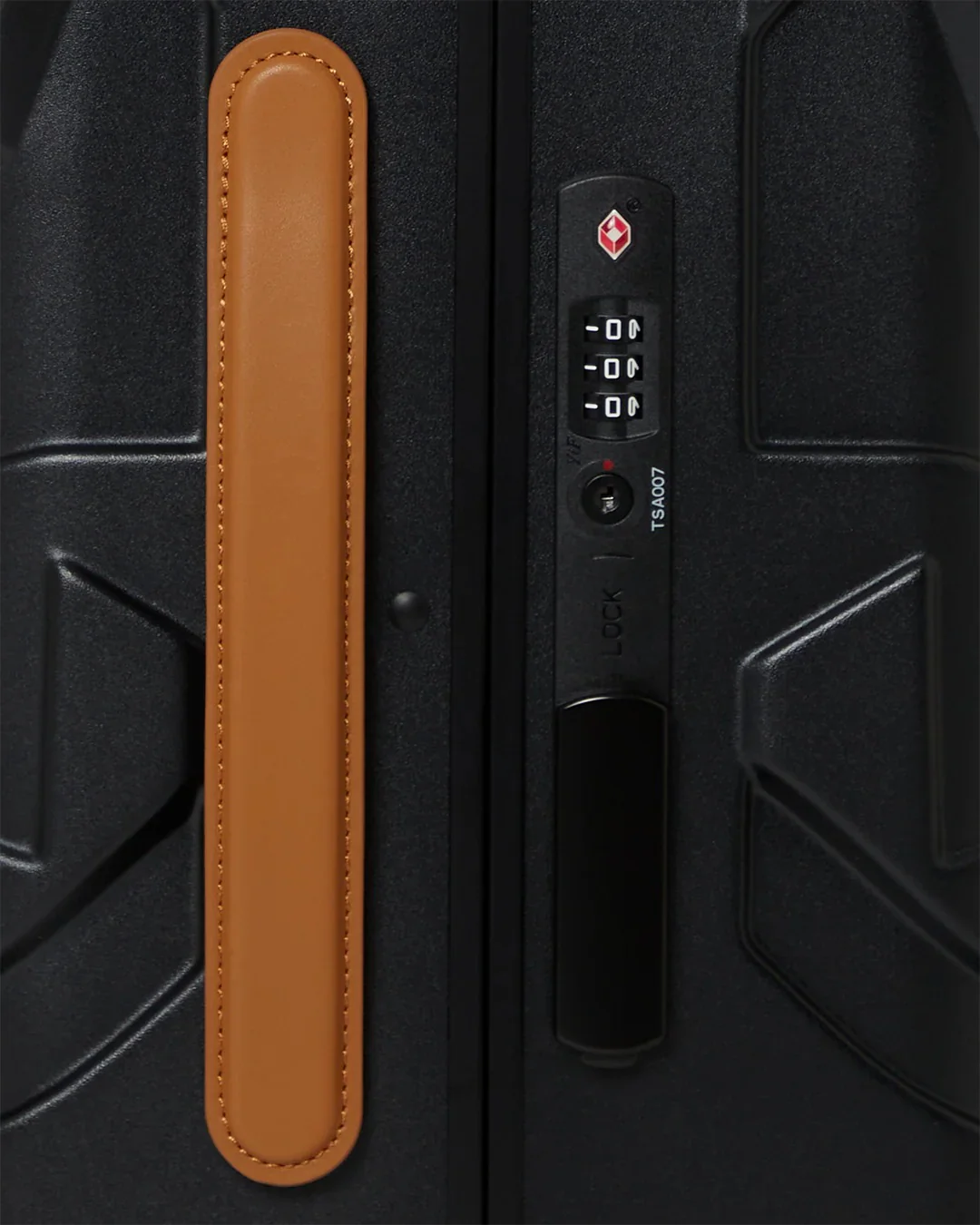 HENNY JETSTREAM CARRYON LUGGAGE - Image 7