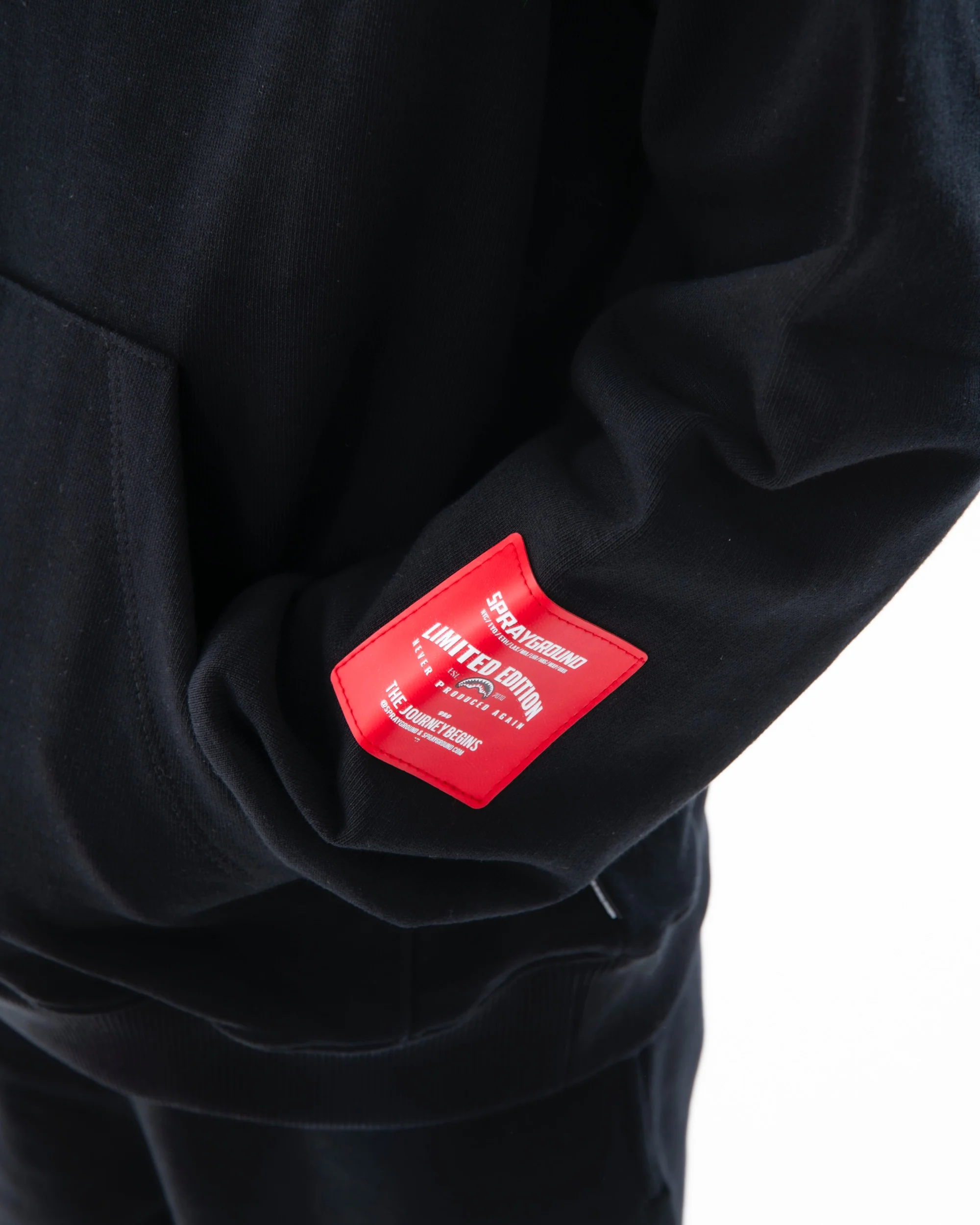 SHARK BASIC REGULAR HOODIE BLK - Image 4