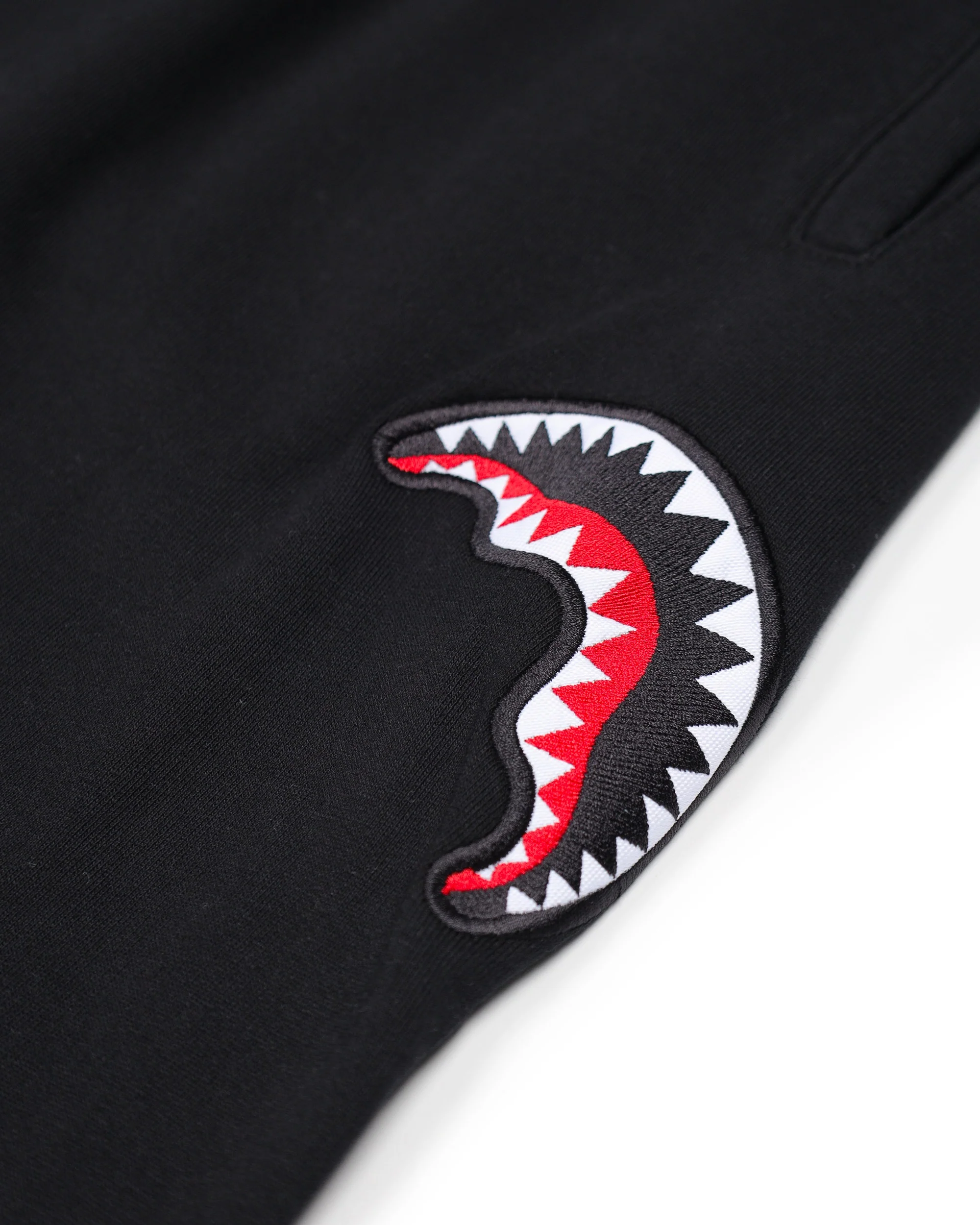 SHARK CENTRAL PANTS BLACK - Image 4