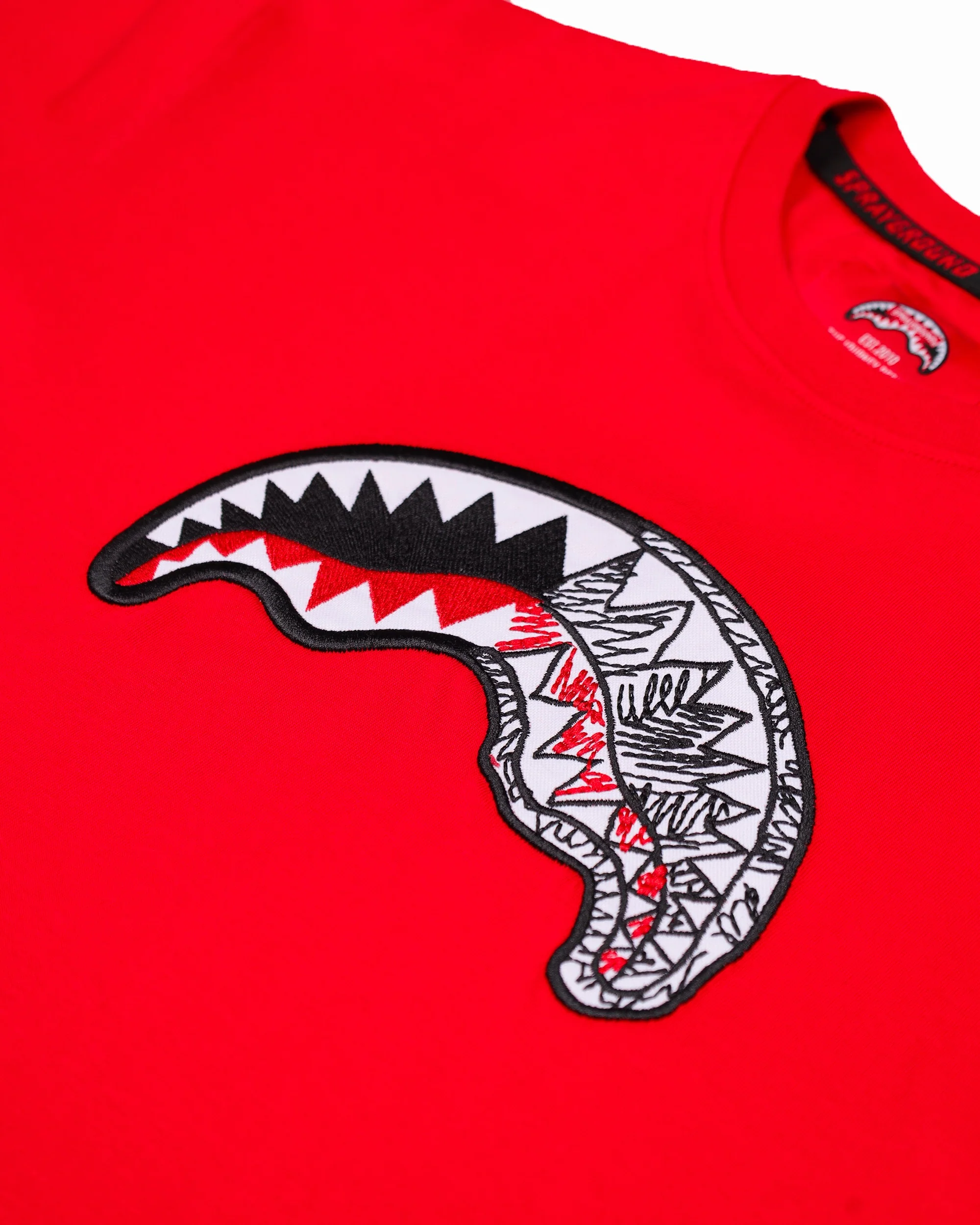 SKETCH SHARK RED OVER T-SHIRT - Image 7