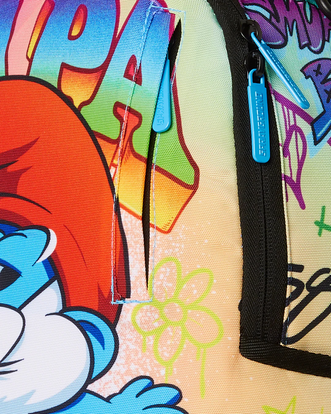 Papa Smurf On The Run Backpack - Image 7