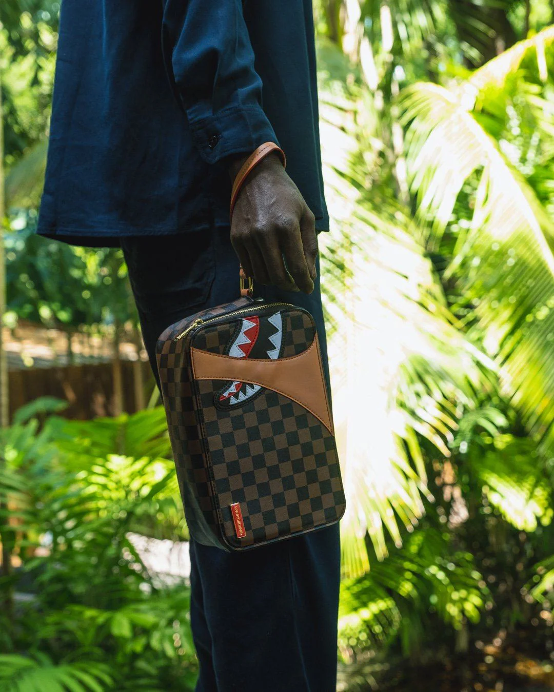 Sprayground Pochette HENNY AIR TO THE THRONE TOILETRY Multicolor - Image 6