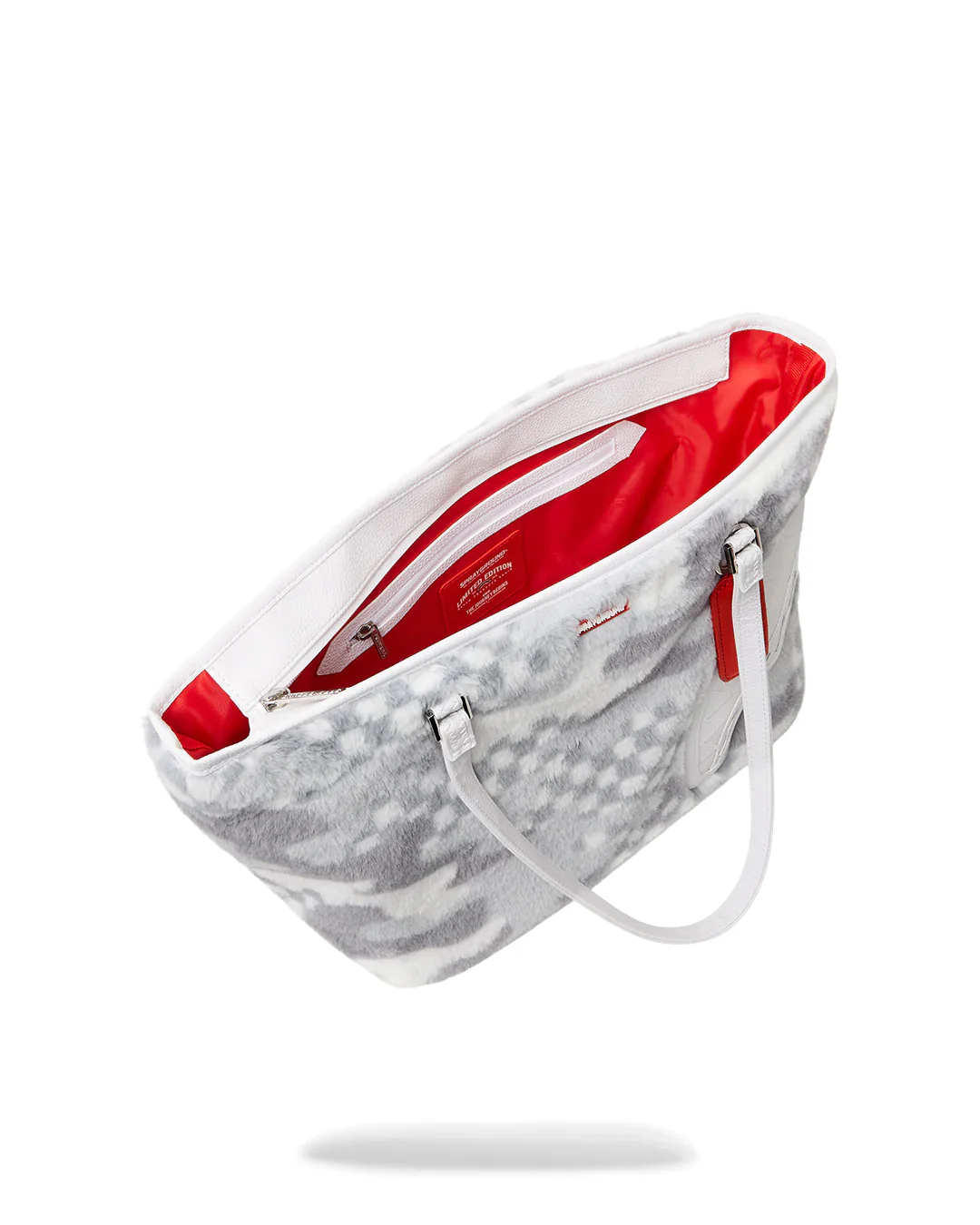 White 3am Fur Tote - Image 7