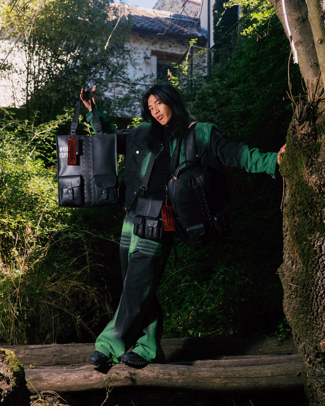Global Traveler Messenger Bag - Image 4